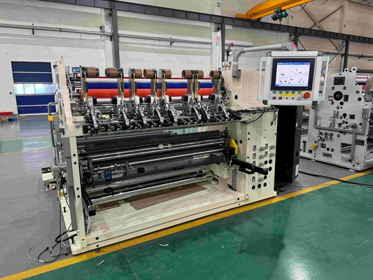 大型タッチスクリーン 人間の操作システム 切断機 鉄コイル切断機