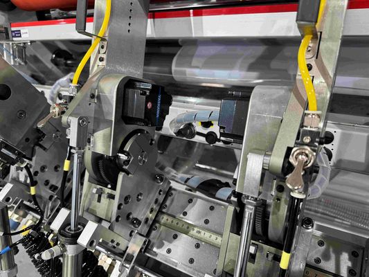 移動式溶接機 長さ切断ラインマシン マックス300m/min