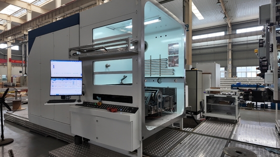 キャパシター真空メタライザーによる機能性と美観の向上